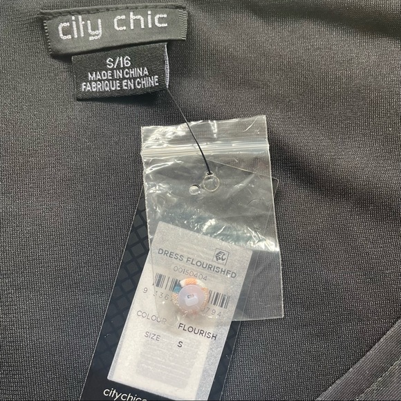 NWT City Chic Floral Flourished Dress Size Small 16 - Picture 5 of 10